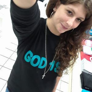 Meet your Posher, Kimberly